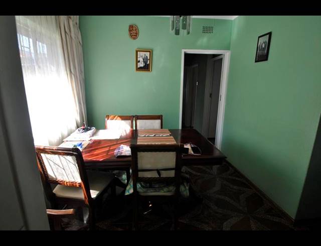 3 BEDROOM HOUSE FOR SALE IN LENASIA SOUTH